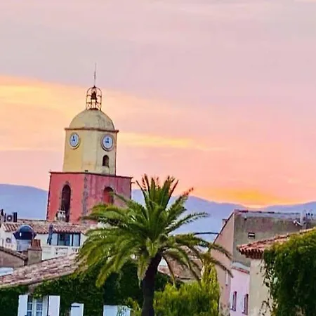 Botel Logement Atypique Golfe De Saint Tropez Cogolin