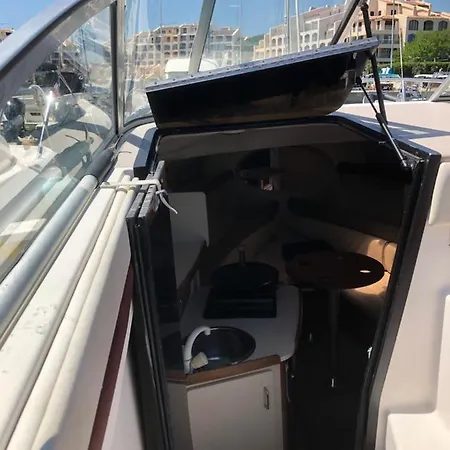 Logement Atypique Golfe De Saint Tropez Botel